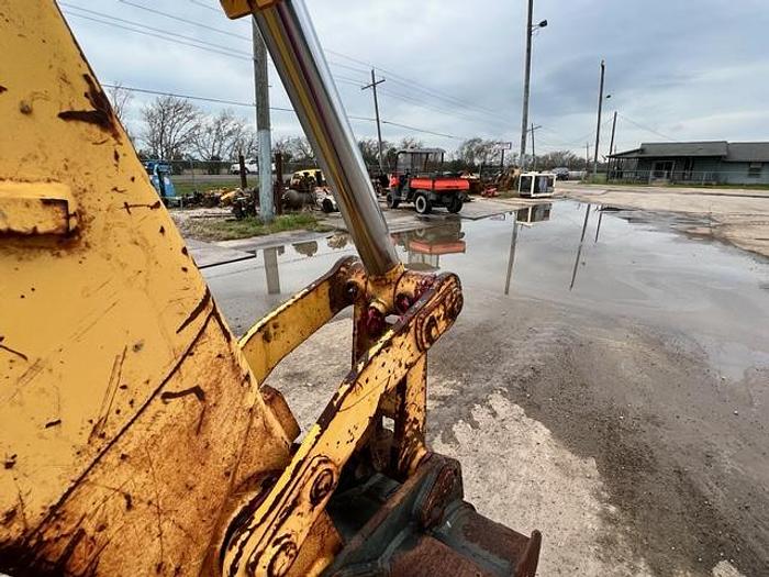 Used 2009 KOMATSU WB1402N BACKHOE
