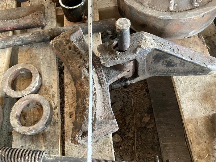 Used Casing Stem Clamp Drive Block Hammer Rod Guide for Cable Tool