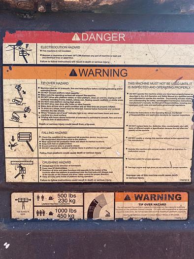 Used 2005 JLG 400S 4WD Diesel Telescopic Boom Lift