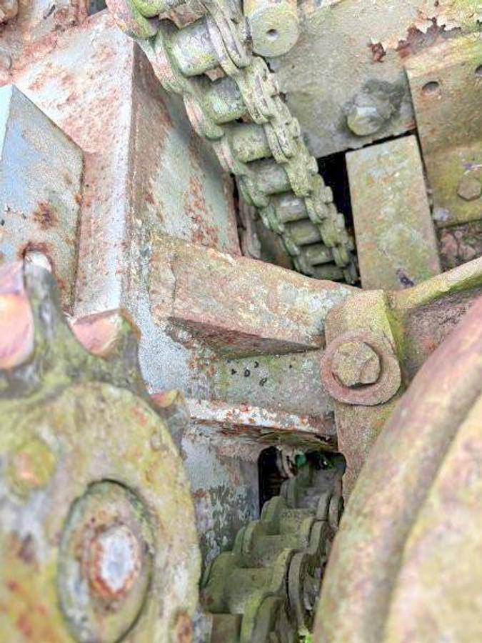 Used Davey M8A Table Drive Drill Rig