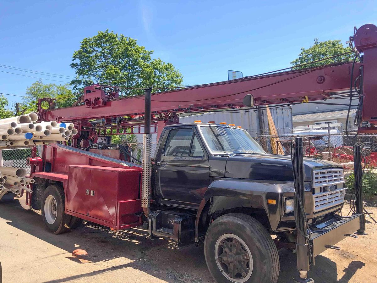 Used 1990 Canterra  CT-350 Auger Drilling Rig