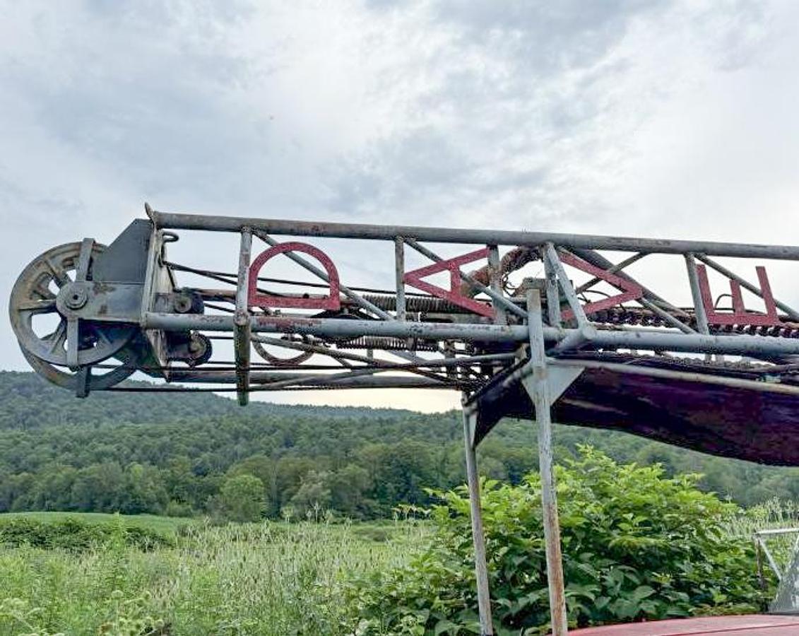 Used Davey M8A Table Drive Drill Rig