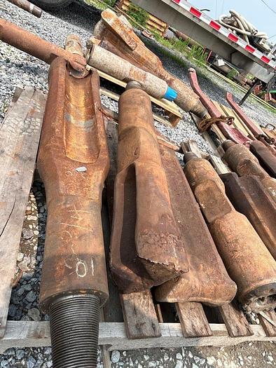 Used 28" Cable Tool Chisel Drill Bit