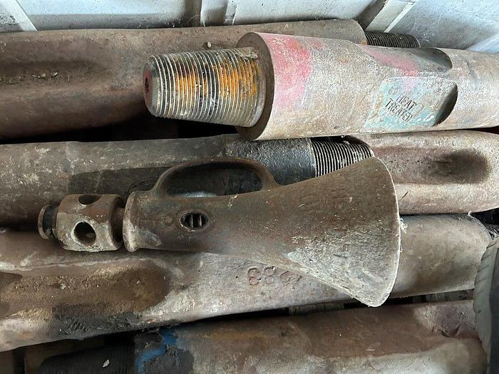 Used Simplex / Duff Norton Screw Leveling Jacks for Cable Tool