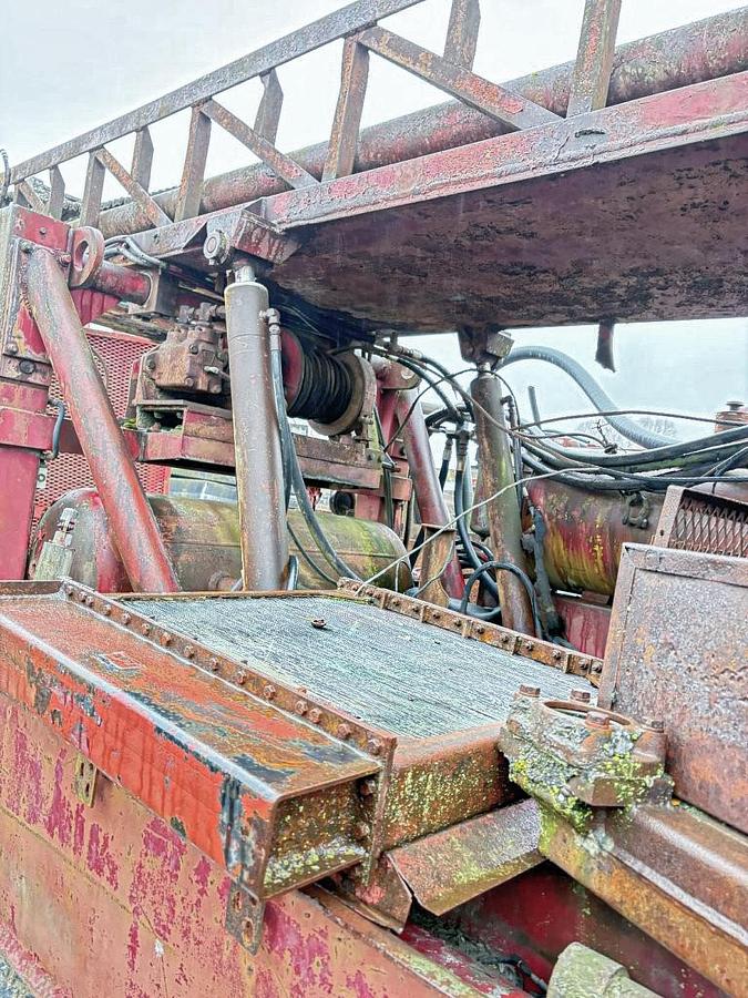 Used Schramm T64HB Drill Rig