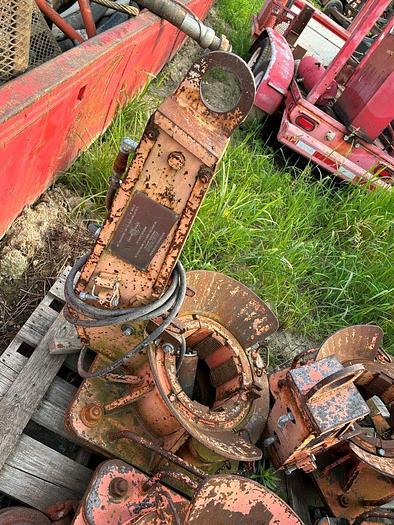 Used PSC Pneumatic Well Casing Slips