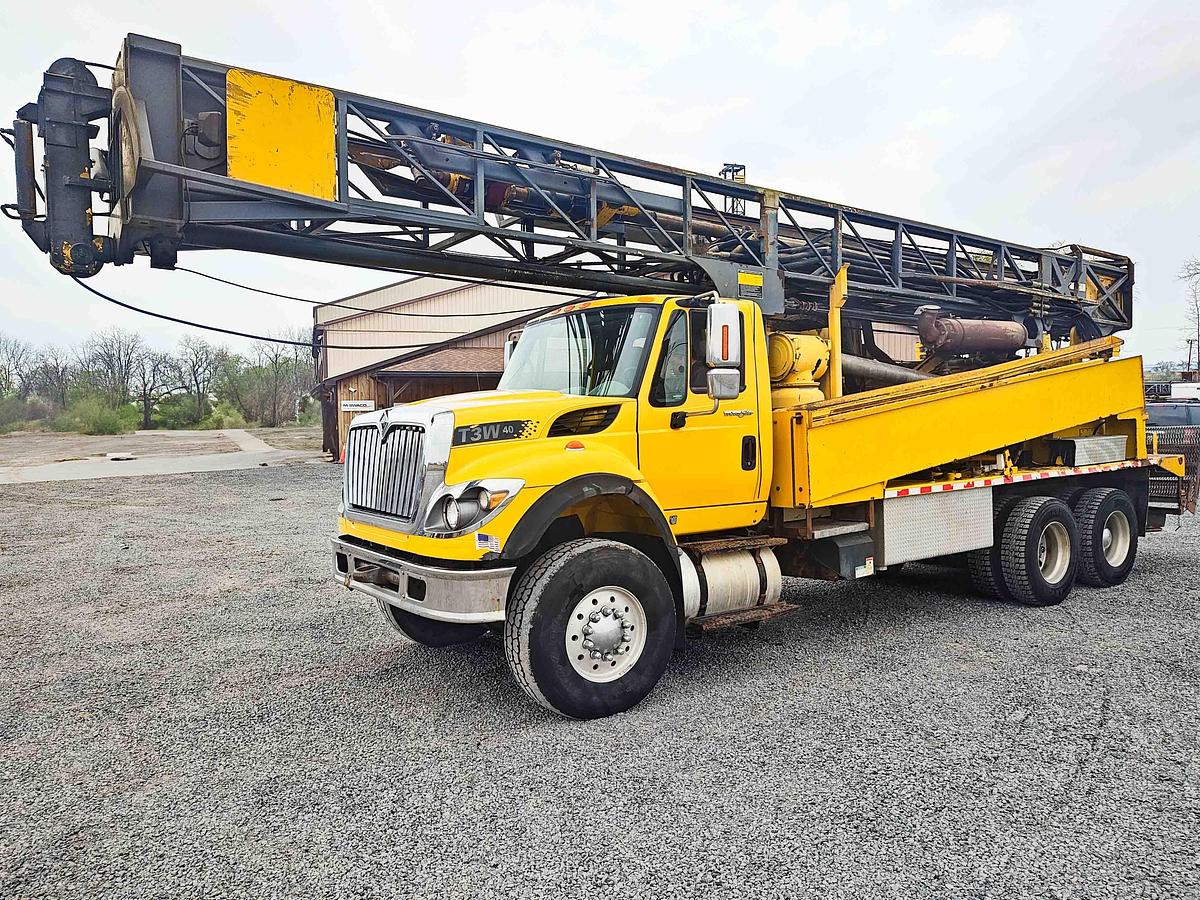 Used 2009 Atlas Copco T3W Drill Rig