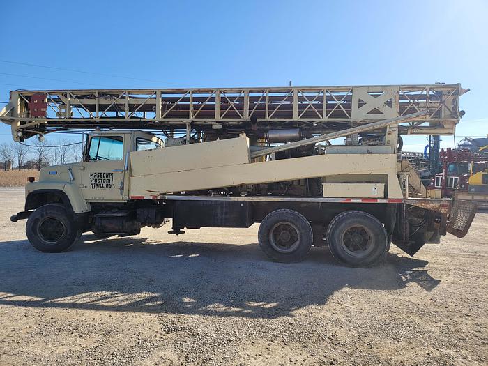 Used 1990 Ingersoll-Rand T3W Drill Rig