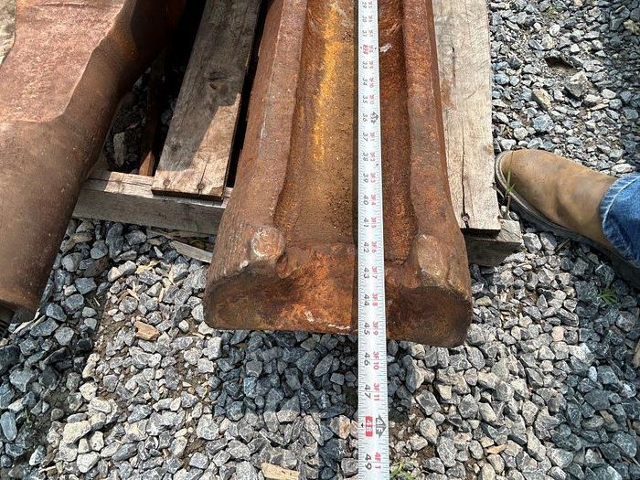 Used 4' Heavy Duty Cable Tool Chisel Bit