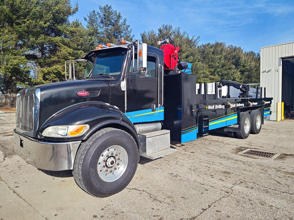 Used 2007 Peterbilt 355 Flat Water Fleet Truck