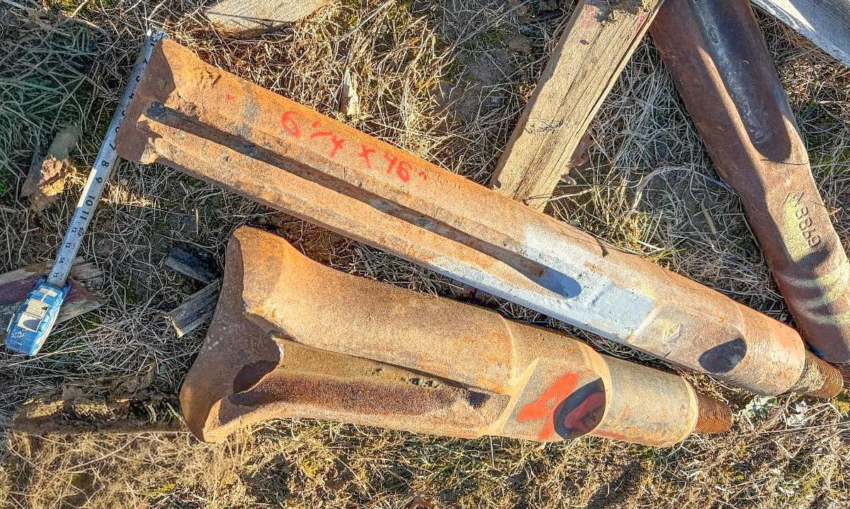 Used 6-1/4" Diameter X 45" Length Cable Tool Drilling Chisel Bit