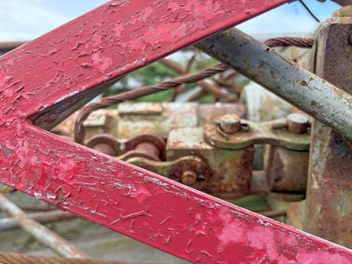 Used Davey M8A Table Drive Drill Rig