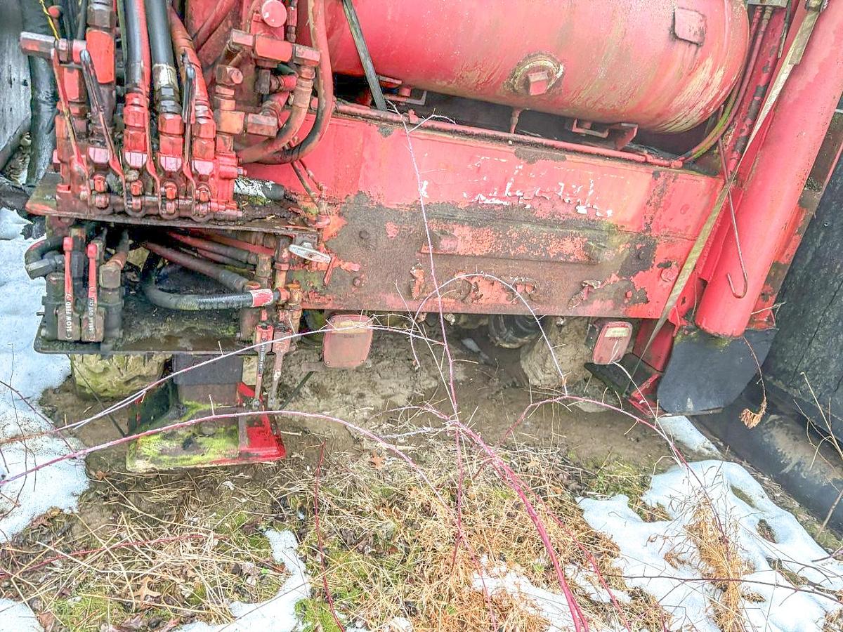 Used Schramm T64HB Drill Rig