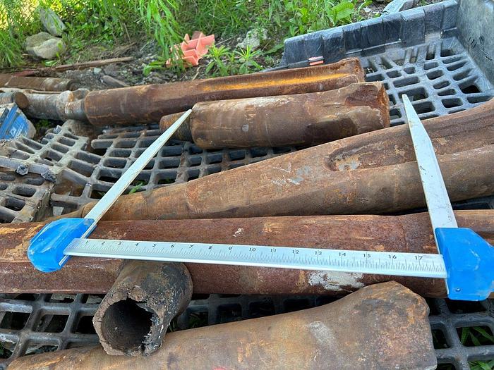 Used 5-7/16" Chisel Bit Cable Tool