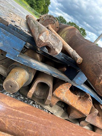 Used 50" x 4" Chisel Drill Bit for Cable Tool