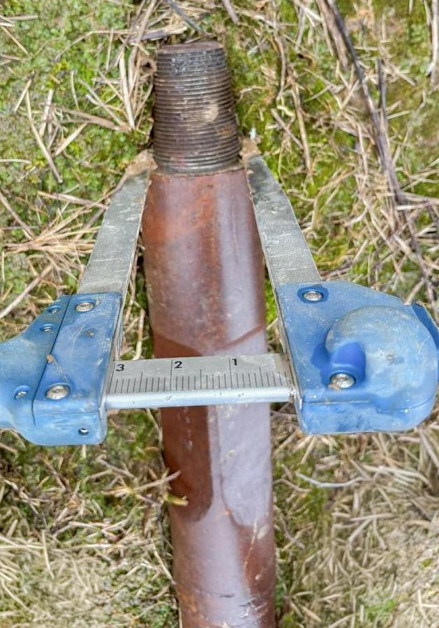 Used 8-1/2 ft. x 4-1/2" Drill Stem for Cable Tool Drilling