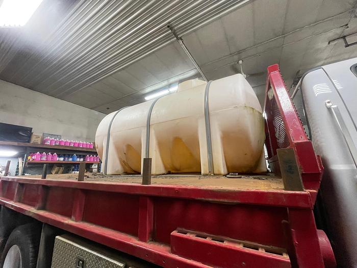 Used 2005 Ford F750 Water Truck