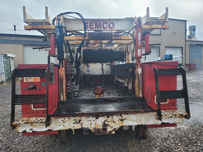 Used 2006 Semco Pump Hoist Rig