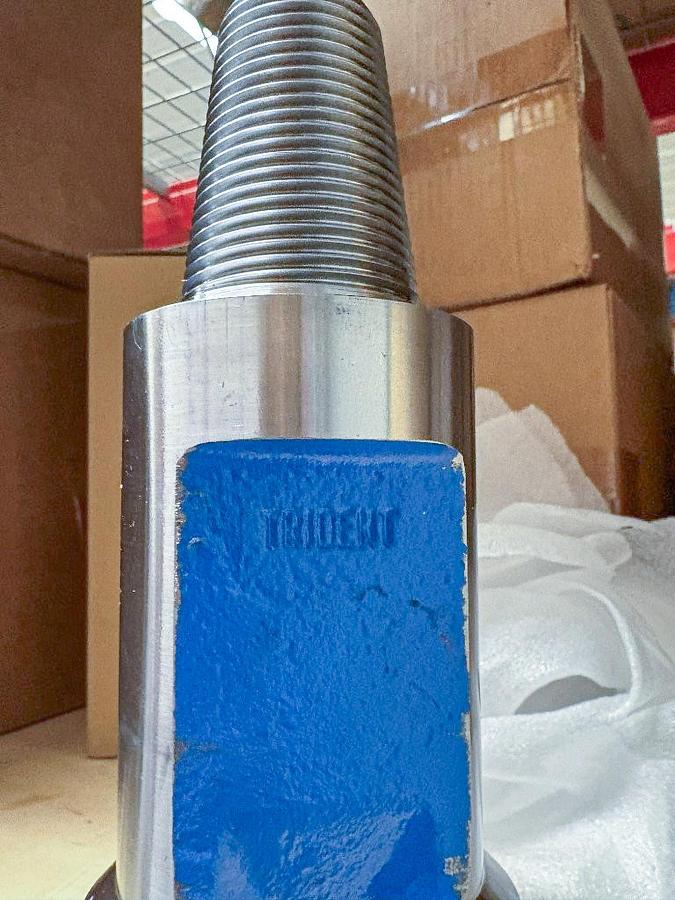 Supreme 3-7/8" Flat Face Carbide Button Cable Tool Drill Bit, 1-1/2" X 2-1/4" Pin Thread