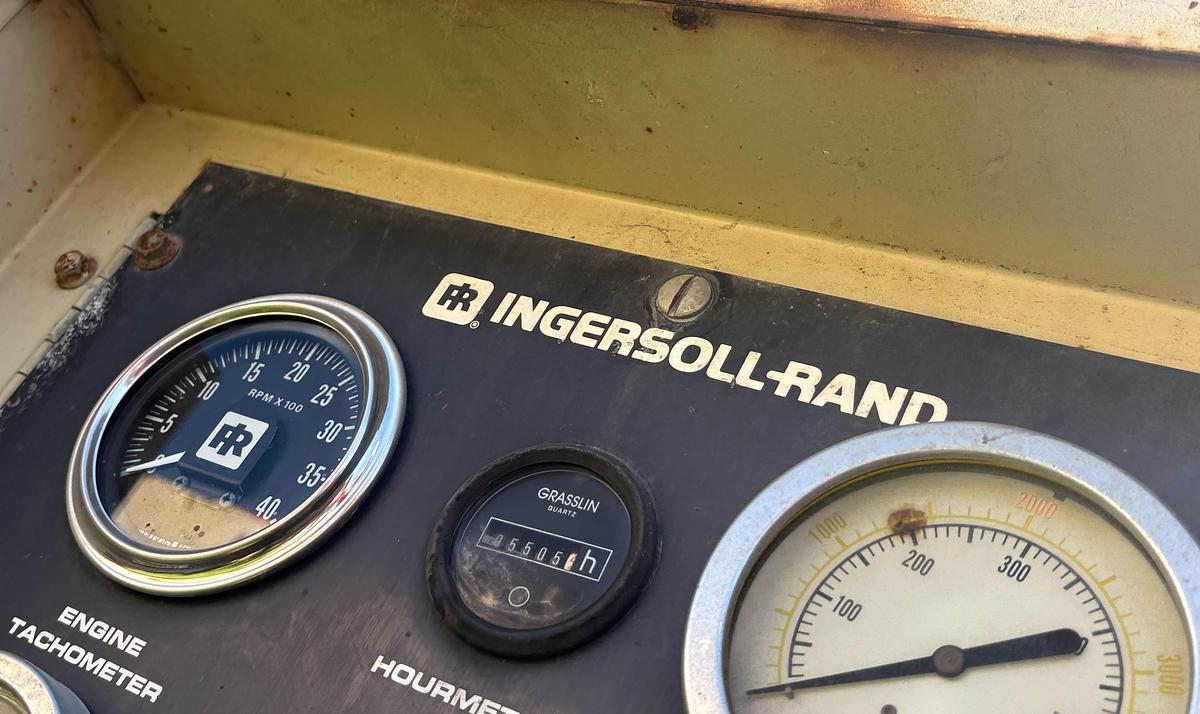 Used 1990 Ingersoll-Rand XHP 750 cfm / 350 psi Air Compressor
