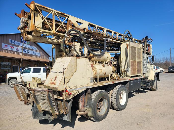 Used 1990 Ingersoll-Rand T3W Drill Rig