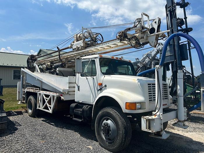 Used 1991 Canterra Ct250 Torquemaster Series Monitoring Drill.