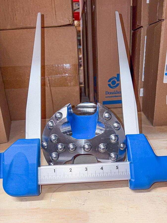 Used Supreme 5-3/4" Flat Face Carbide Button Cable Tool Drill Bit, 1-5/8” X 2-5/8” Pin Thread