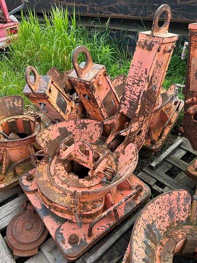 Used PSC Pneumatic Well Casing Slips