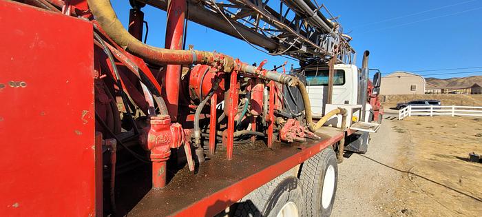 Used 1976 Ingersoll-Rand Cyclone TH60 Drill Rig
