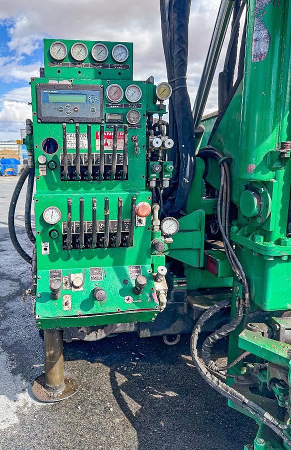 Used 2012 Diedrich Sonic Drill Rig