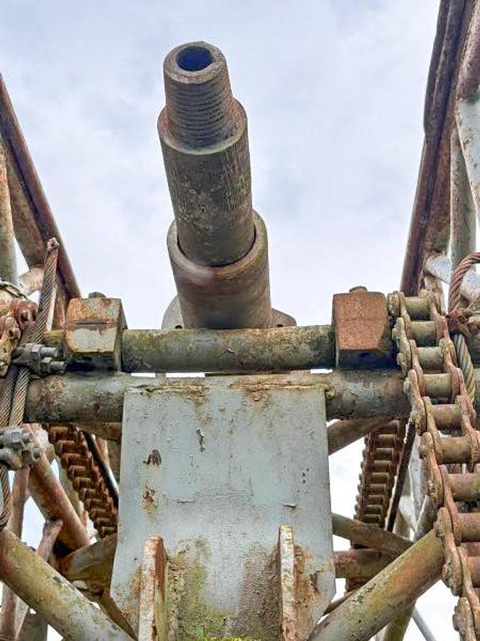 Used Davey M8A Table Drive Drill Rig