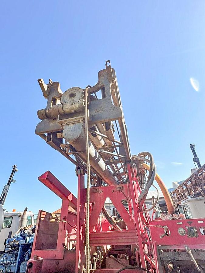 Used 1976 Ingersoll-Rand Cyclone TH60 Drill Rig