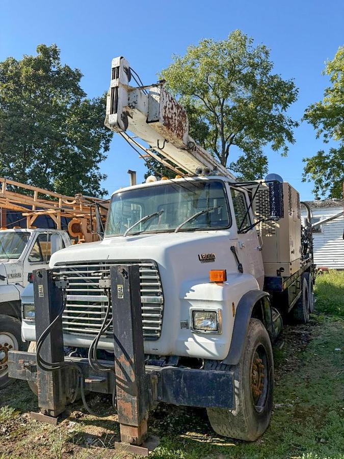 Used 1988 Simco 5000 Drill Rig