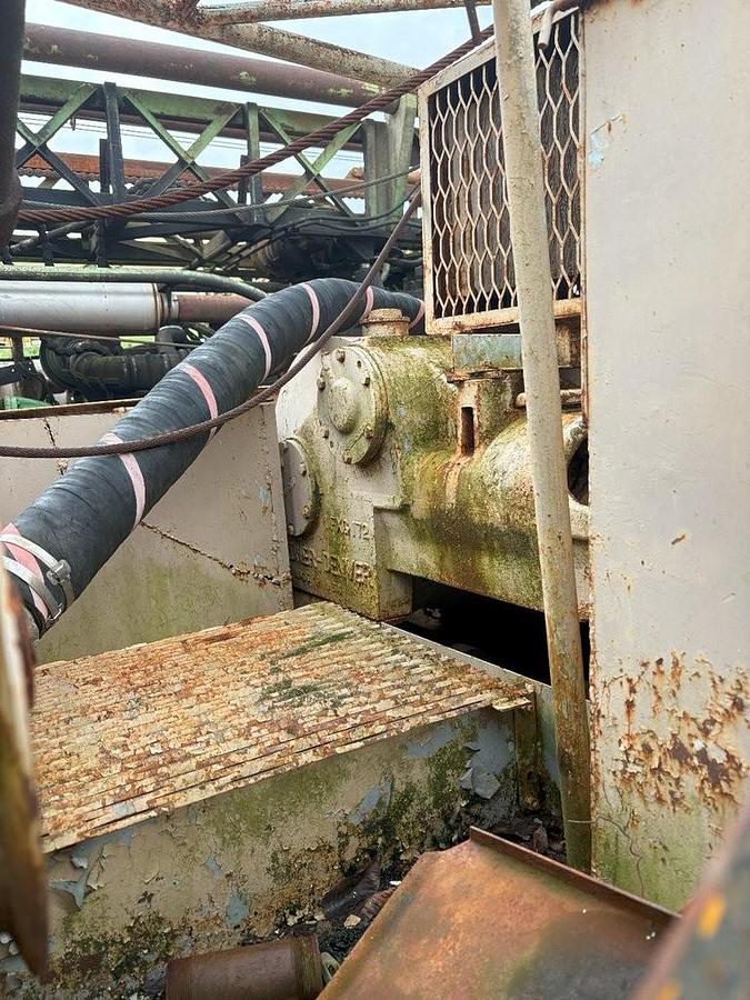 Used Failing 1000 Drill Rig