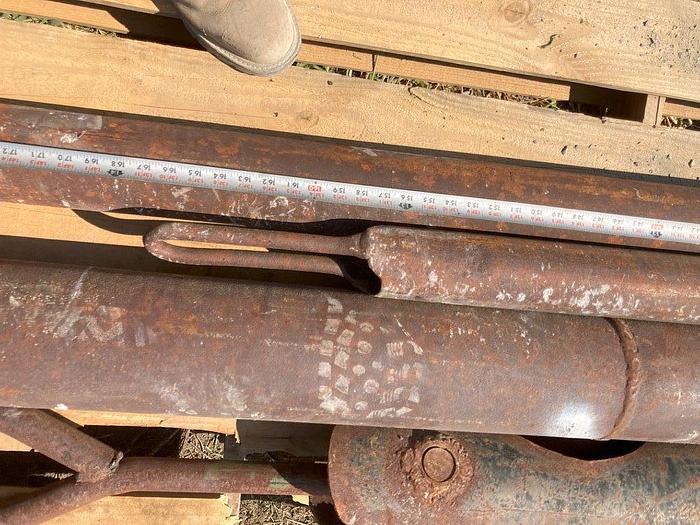 Used 3-1/4" Dart Valve Bailer for Cable Tool 1