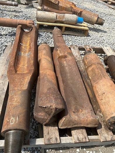 Used 28" Cable Tool Chisel Drill Bit