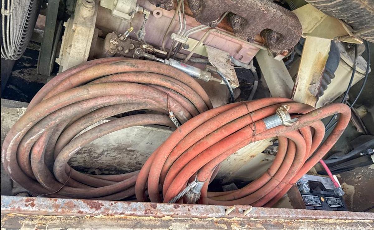 Used 1999 Ingersoll-Rand P185WJD Mobile Air Compressor