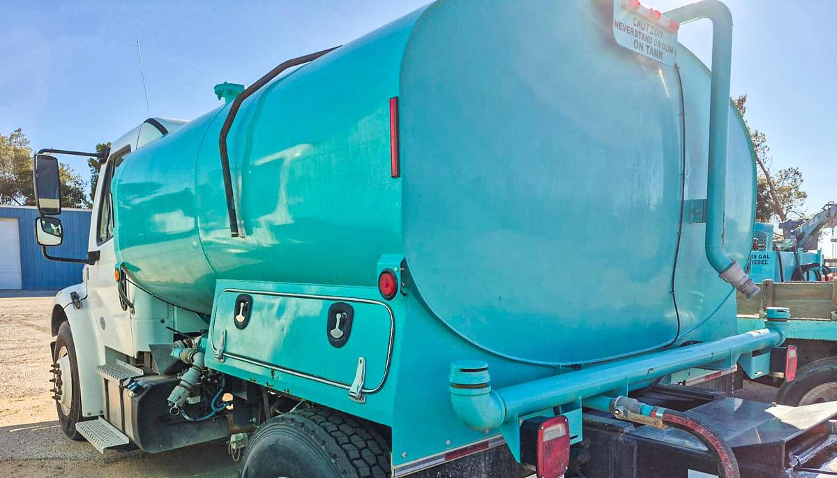 Used Freightliner Water Truck