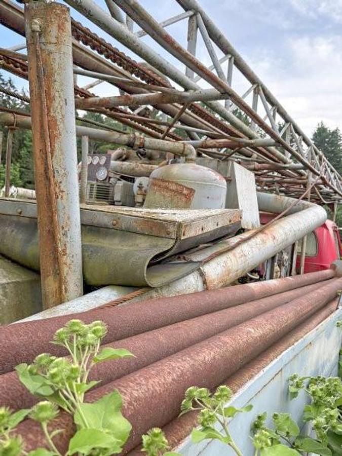 Used Davey M8A Table Drive Drill Rig