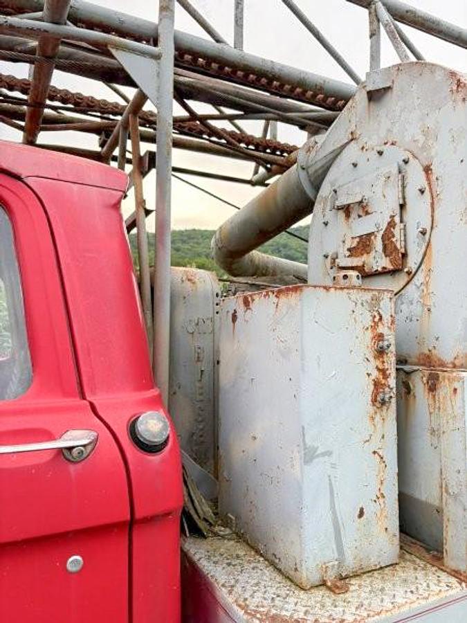 Used Davey M8A Table Drive Drill Rig