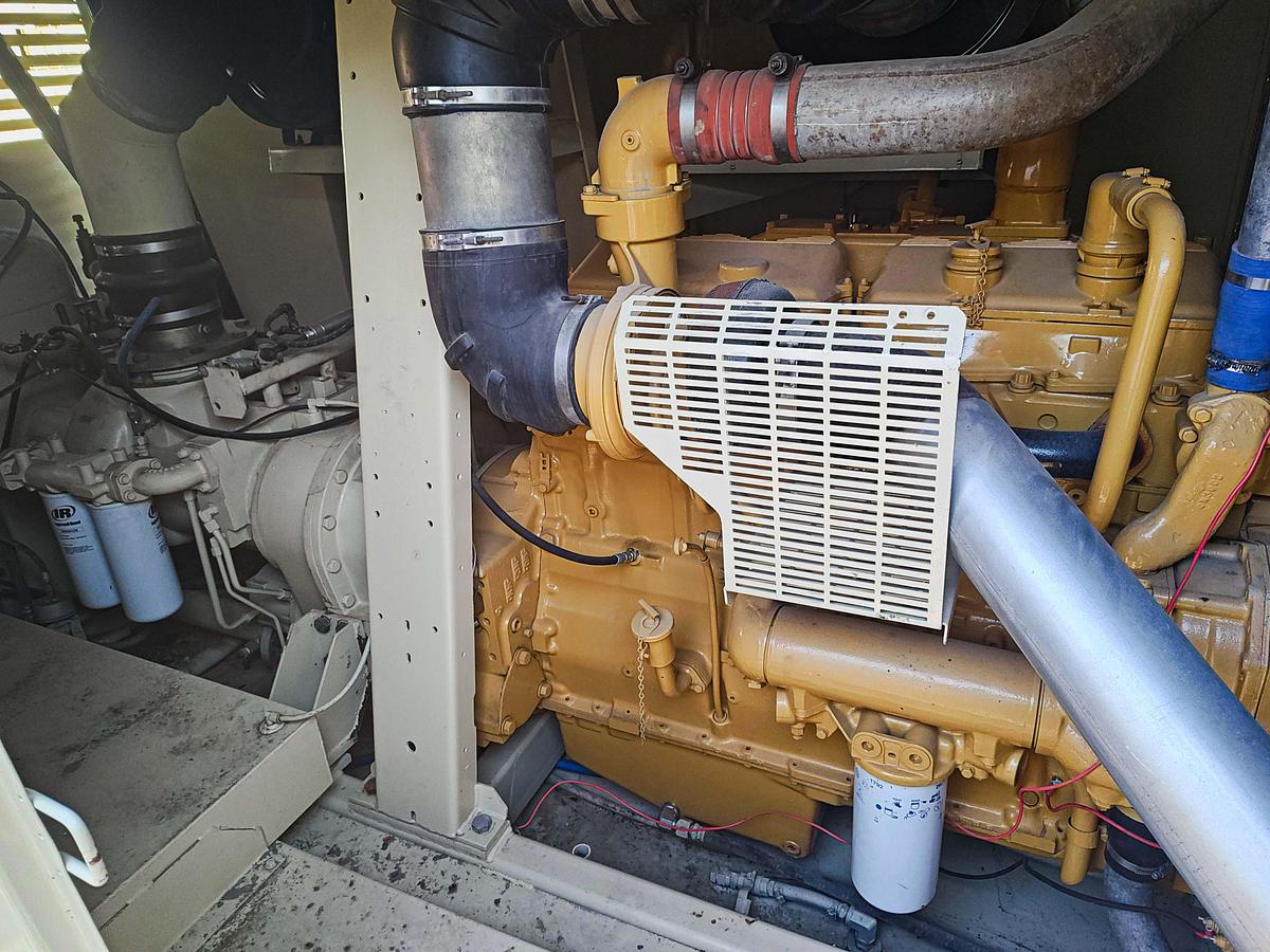 Refurbished 2005  Ingersoll Rand  XHP 1070/350