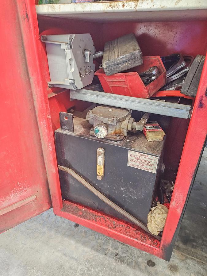 Used 2007 Peterbilt 355 Flat Water Fleet Truck