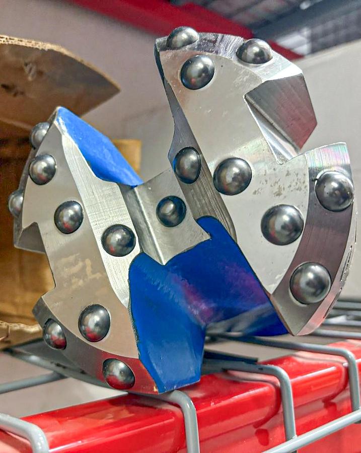 Soft Rock 6" Carbide Button Cable Tool Drill Bit, 2" X 3" Pin Thread