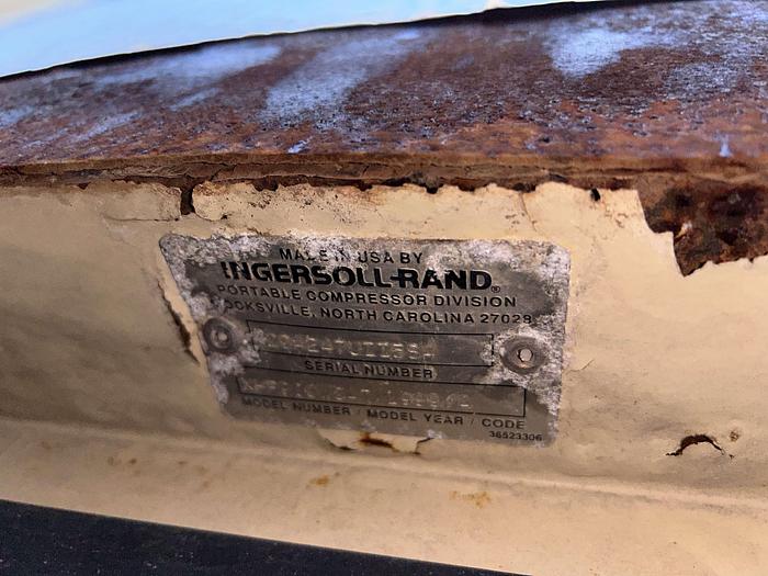 Used 1998 Ingersoll-Rand XHP900WCAT Air Compressor