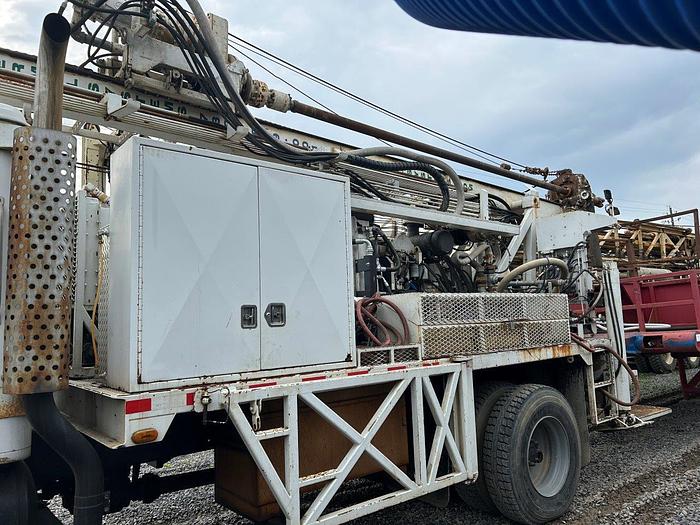 Used 1991 Canterra Ct250 Torquemaster Series Monitoring Drill.