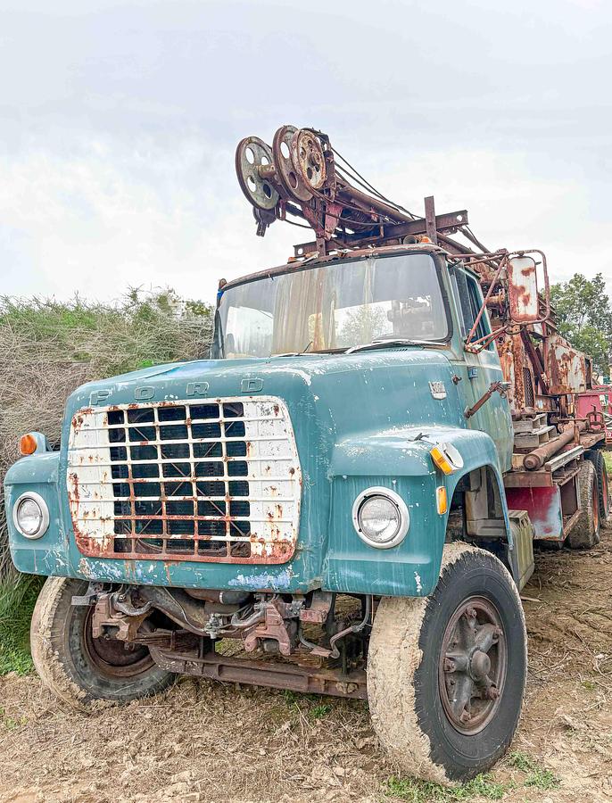 Used Bucyrus Erie 24-L Cable Tool Rig