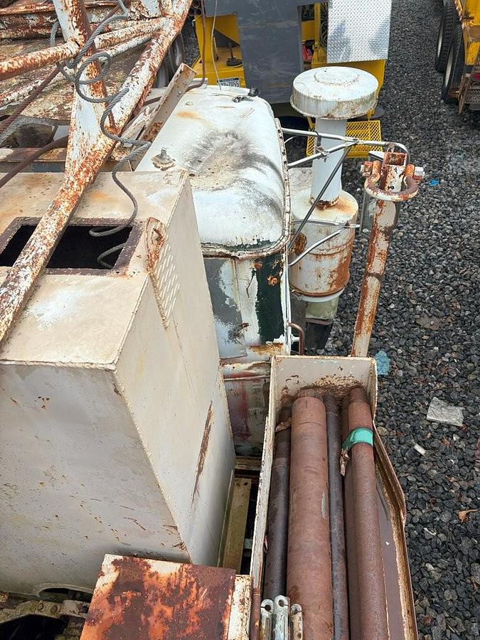 Used Failing 1000 Drill Rig