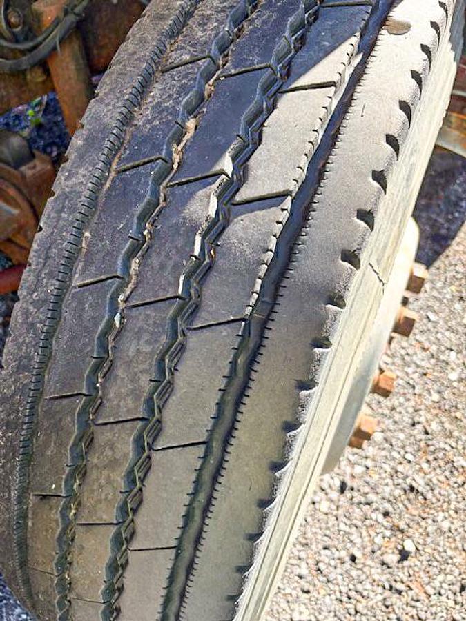 Used 1996 Ford Flatbed Water Tender Truck