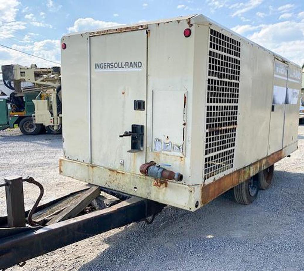 Used 1998 Ingersoll-Rand XHP1070WCAT