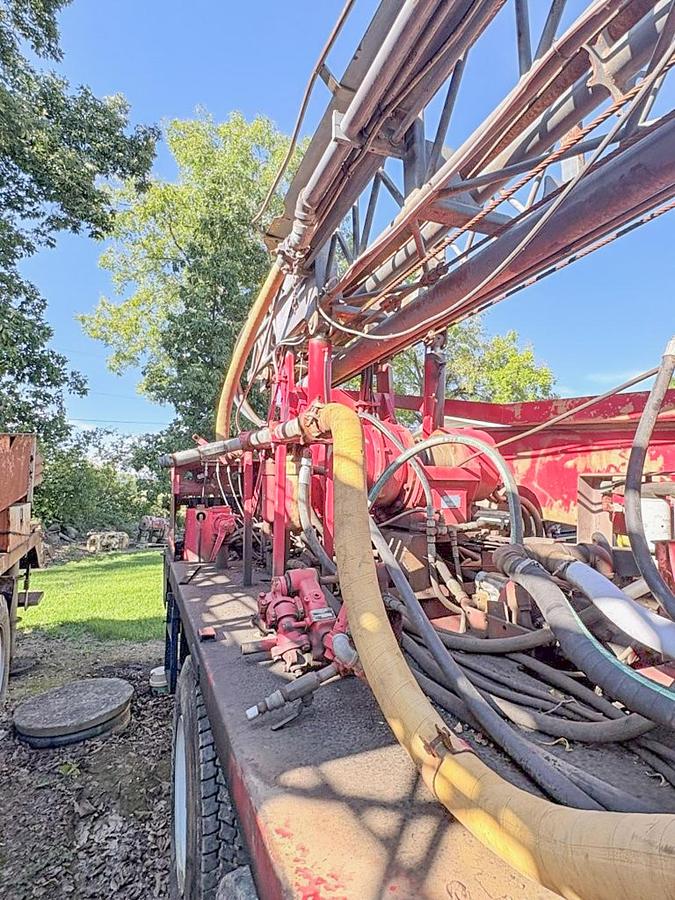 Used 1976 Ingersoll-Rand Cyclone TH60 Drill Rig